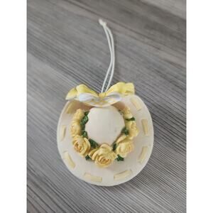 2000 Willitts Designs Sandy's Closet Through the Seasons Ornament Caroline Hat